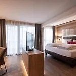 Adapura 4* 바그라인