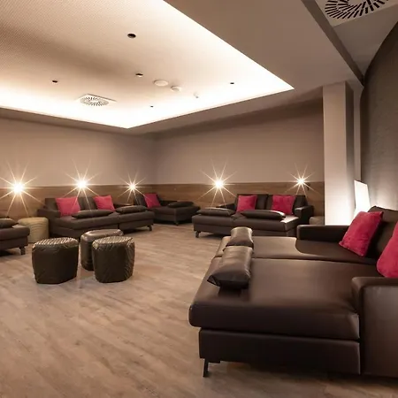 Adapura Hotel 4*
